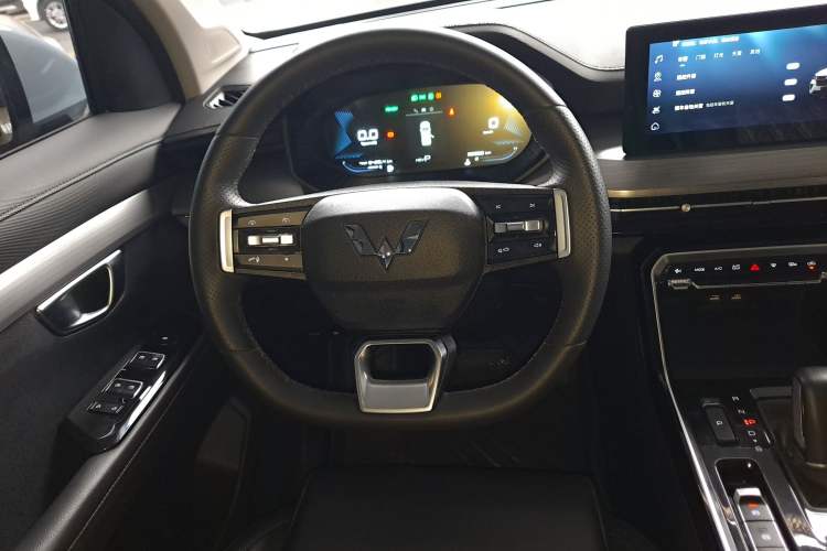 Used Wuling Asta 2022 2.0L DHT Electric-Speed Version Steering Wheel