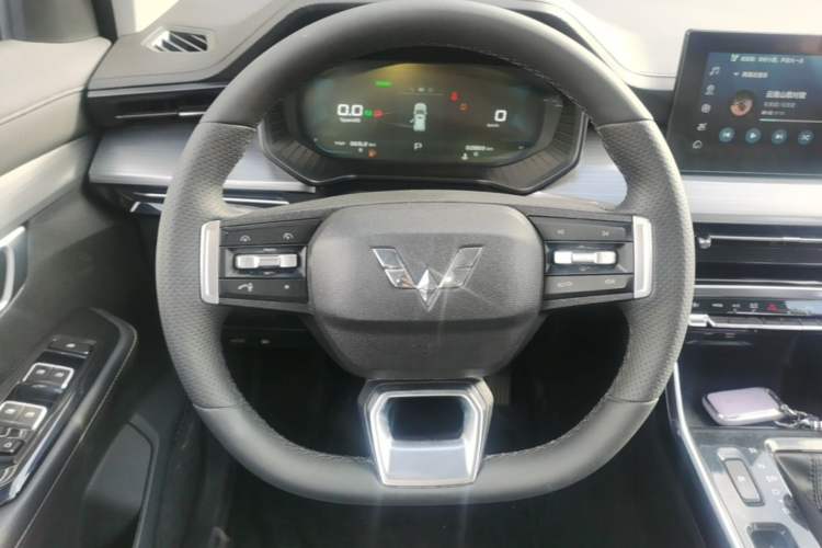 Used Wuling Asta 2022 2.0L DHT Electric-Speed Version Steering Wheel