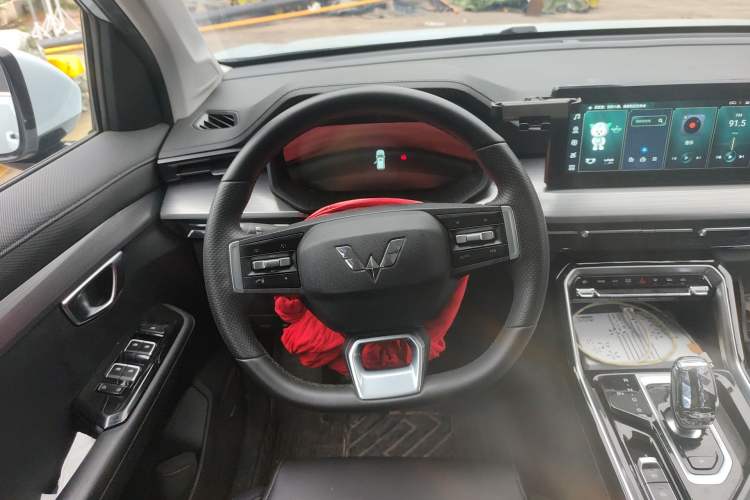 Used Wuling Asta 2022 2.0L DHT Electric-Speed Version Steering Wheel