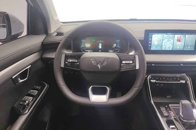 Used Wuling Asta 2022 2.0L DHT Electric-Speed Version Steering Wheel