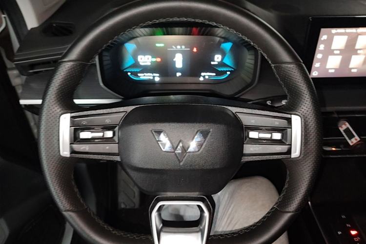 Used Wuling Asta 2022 2.0L DHT Electric-Speed Version Steering Wheel