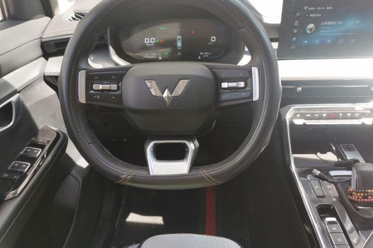 Used Wuling Asta 2022 2.0L DHT Electric-Speed Version Vehicle Key