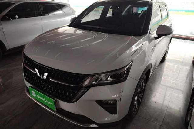 Used Wuling Asta 2022 2.0L DHT Electric-Speed Version