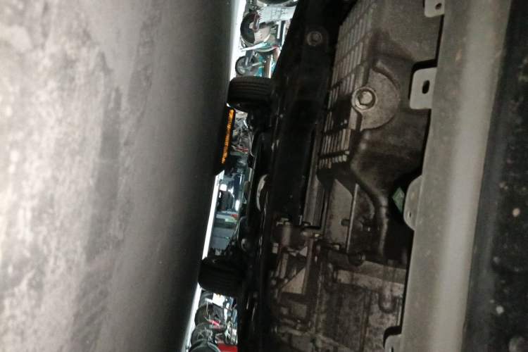 Used Wuling Asta 2022 2.0L DHT Electric-Speed Version Chassis Front