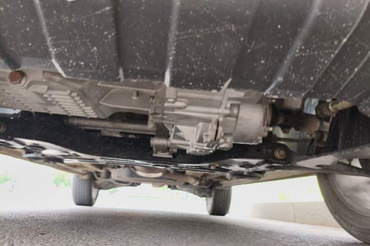 Used Wuling Asta 2022 2.0L DHT Electric-Speed Version Chassis Front