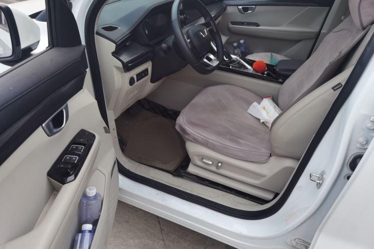 Used Wuling Asta 2022 2.0L DHT Electric-Speed Version Driver Seat