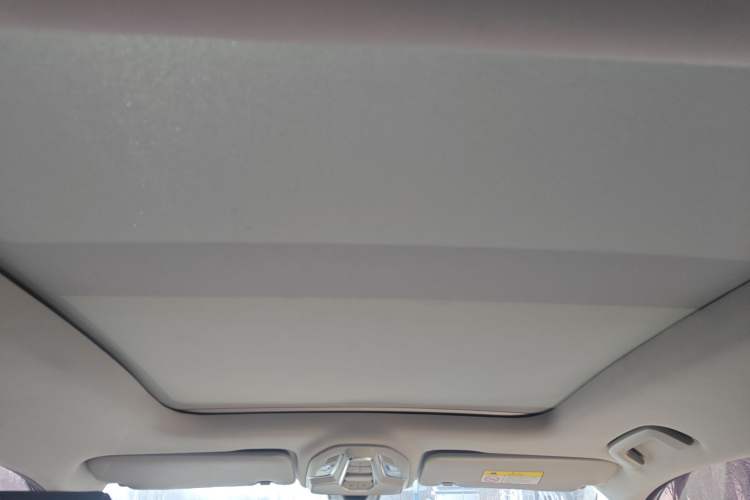Used Wuling Asta 2022 2.0L DHT Electric-Speed Version Headliner