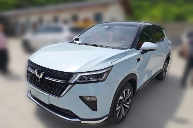 Used Wuling Asta 2022 2.0L DHT Electric-Speed Version
