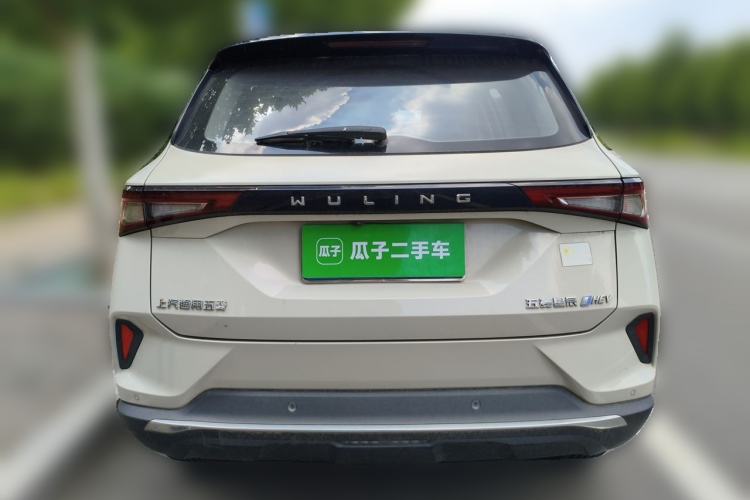 Used Wuling Asta 2022 2.0L DHT Electric-Speed Version Rear