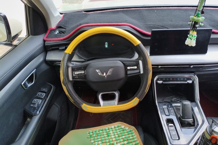 Used Wuling Asta 2022 2.0L DHT Electric-Speed Version Steering Wheel
