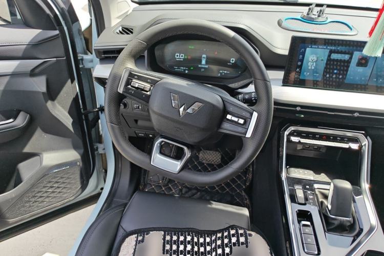 Used Wuling Asta 2022 2.0L DHT Electric-Speed Version Steering Wheel