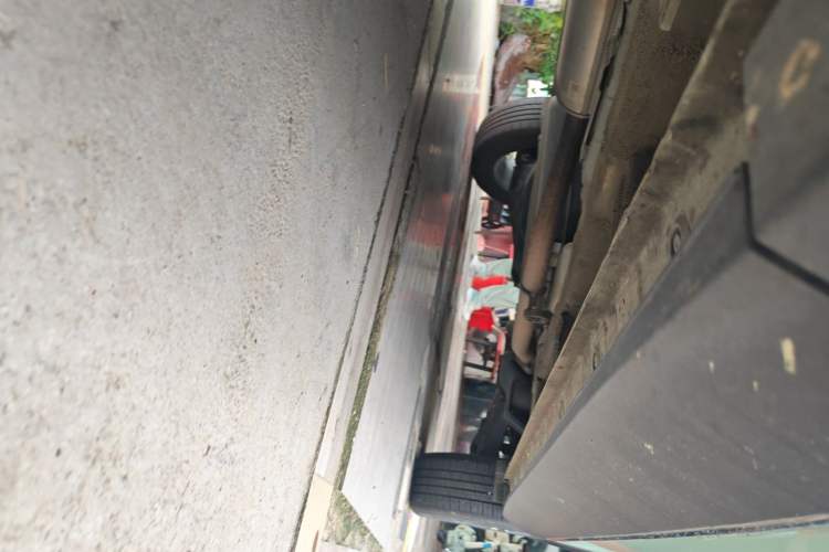 Used Wuling Asta 2022 2.0L DHT Electric-Speed Version Chassis Front Left