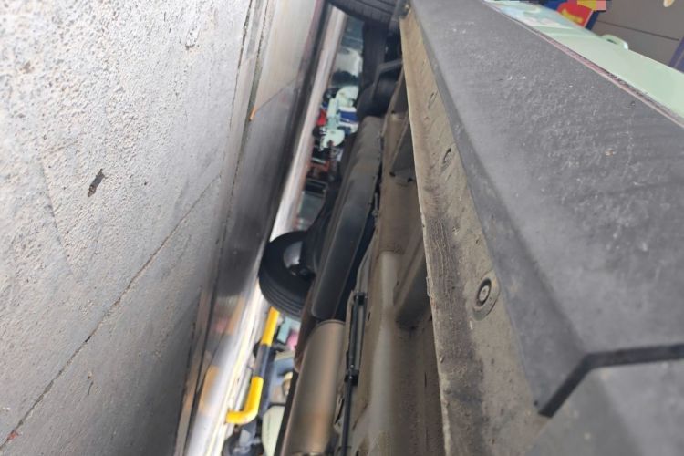 Used Wuling Asta 2022 2.0L DHT Electric-Speed Version Chassis Front Right
