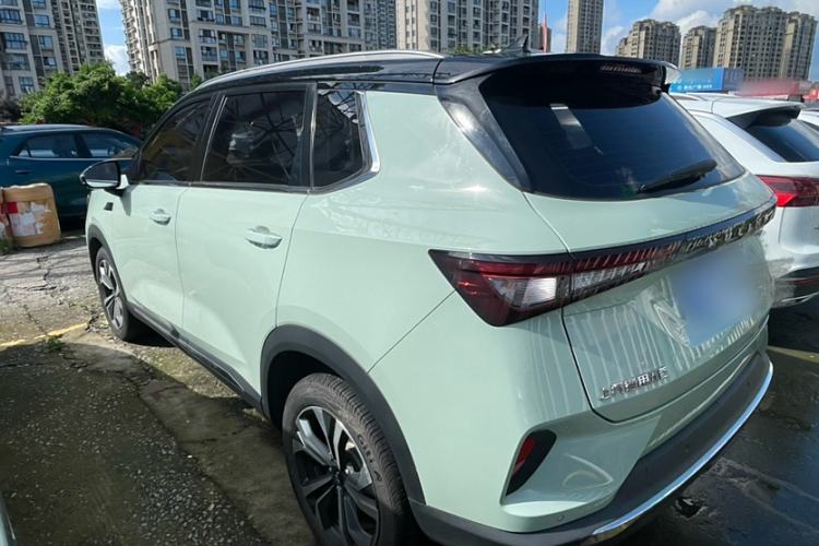 Used Wuling Asta 2022 2.0L DHT Electric-Speed Version Exterior 2