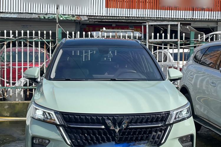 Used Wuling Asta 2022 2.0L DHT Electric-Speed Version Exterior 3