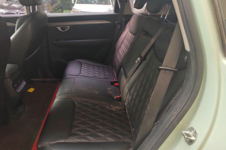 Used Wuling Asta 2022 2.0L DHT Electric-Speed Version Left Rear Seat