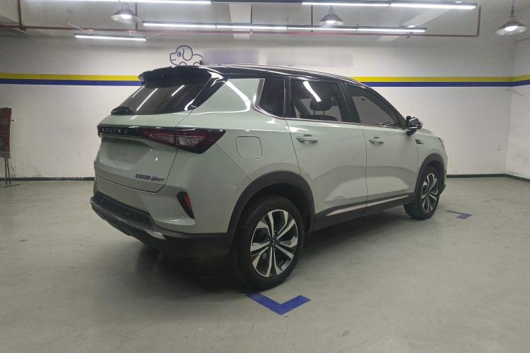 Used Wuling Asta 2022 2.0L DHT Electric-Speed Version Rear Right 45 Deg