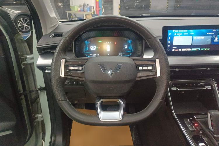 Used Wuling Asta 2022 2.0L DHT Electric-Speed Version Steering Wheel