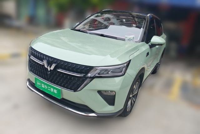 Used Wuling Asta 2022 2.0L DHT Electric-Speed Version