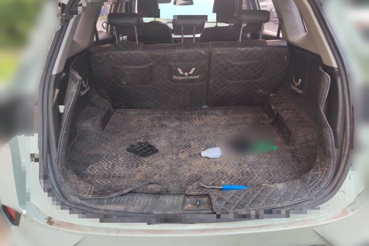 Used Wuling Asta 2022 2.0L DHT Electric-Speed Version Trunk