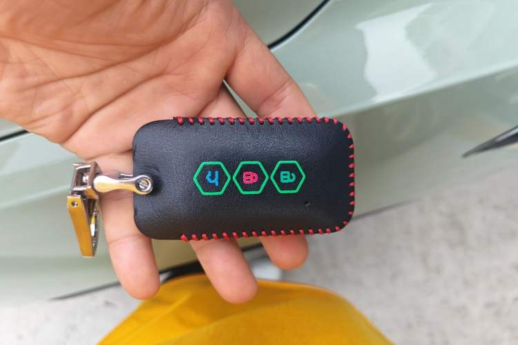 Used Wuling Asta 2022 2.0L DHT Electric-Speed Version Vehicle Key