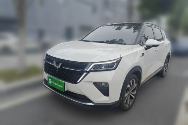 Used Wuling Asta 2022 2.0L DHT Electric-Speed Version