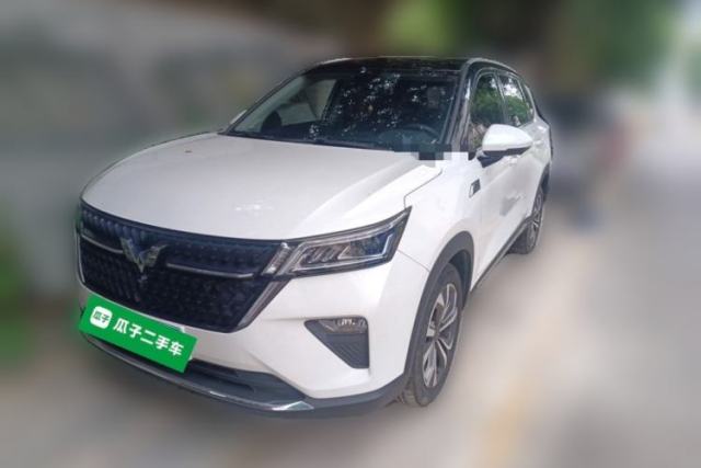 Used Wuling Asta 2022 2.0L DHT Electric-Speed Version