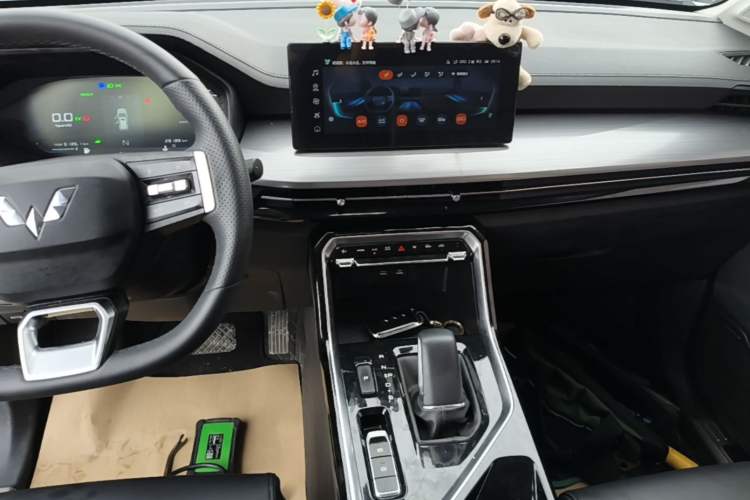 Used Wuling Asta 2022 2.0L DHT Electric-Speed Version Audio And AC Panel