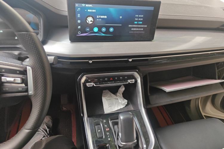 Used Wuling Asta 2022 2.0L DHT Electric-Speed Version Audio And AC Panel