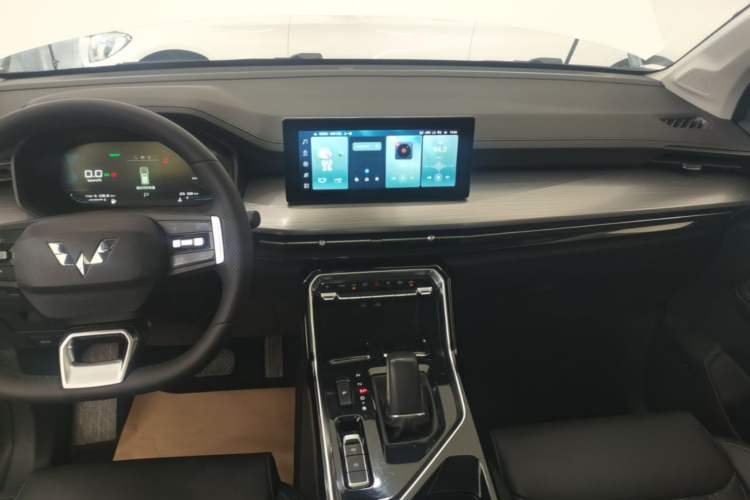 Used Wuling Asta 2022 2.0L DHT Electric-Speed Version Audio And AC Panel