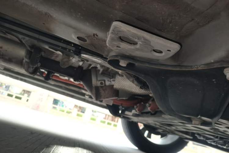 Used Wuling Asta 2022 2.0L DHT Electric-Speed Version Chassis Front Right