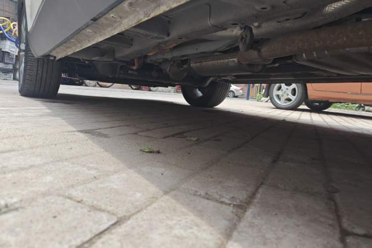 Used Wuling Asta 2022 2.0L DHT Electric-Speed Version Chassis Rear Left
