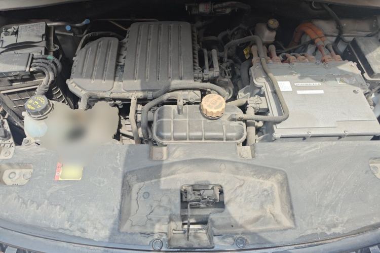 Used Wuling Asta 2022 2.0L DHT Electric-Speed Version Engine Bay