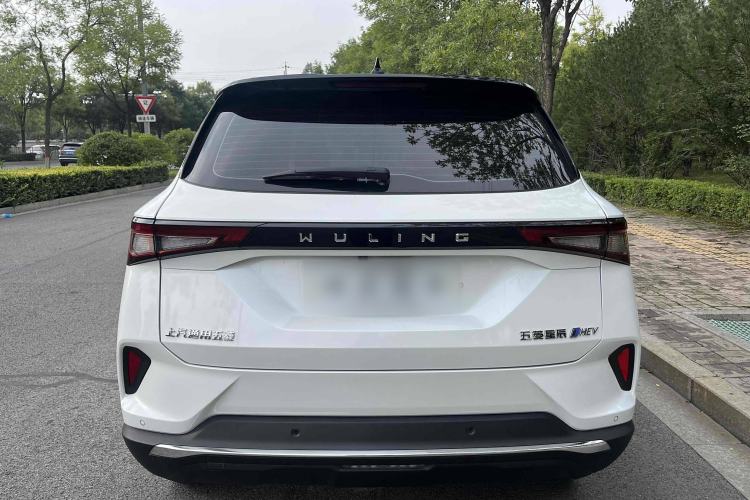Used Wuling Asta 2022 2.0L DHT Electric-Speed Version Exterior 3