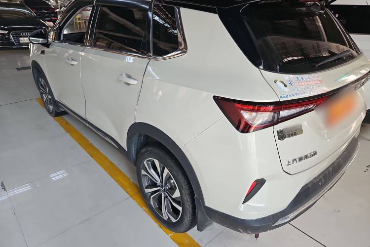 Used Wuling Asta 2022 2.0L DHT Electric-Speed Version Exterior 5