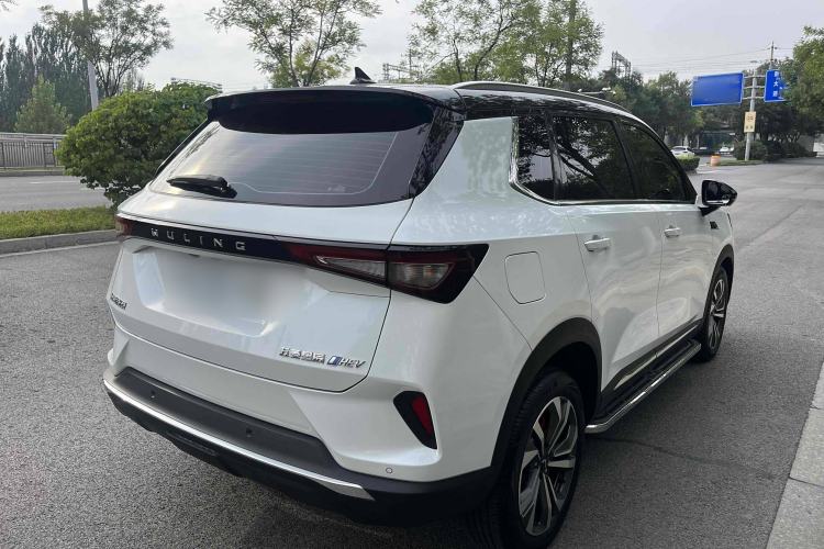Used Wuling Asta 2022 2.0L DHT Electric-Speed Version Exterior 5
