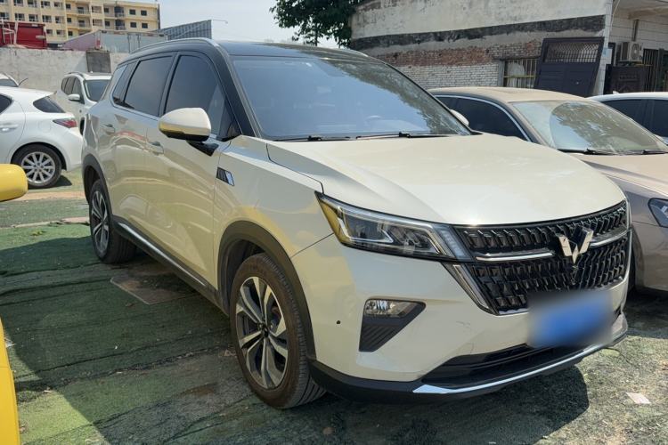 Used Wuling Asta 2022 2.0L DHT Electric-Speed Version Exterior 5
