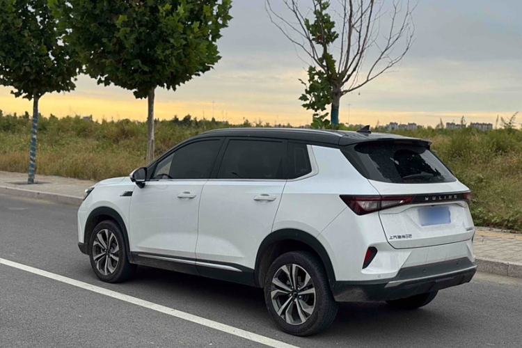 Used Wuling Asta 2022 2.0L DHT Electric-Speed Version Exterior 8