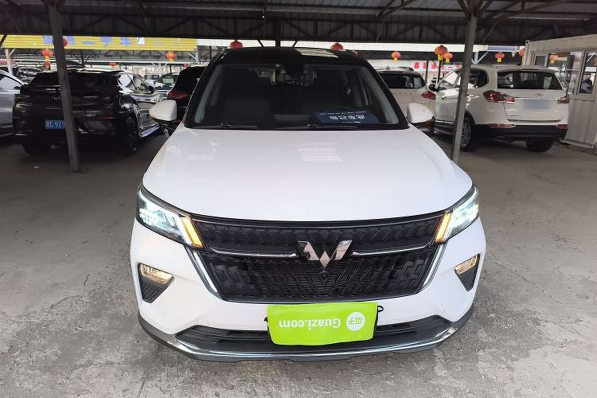 Used Wuling Asta 2022 2.0L DHT Electric-Speed Version Front