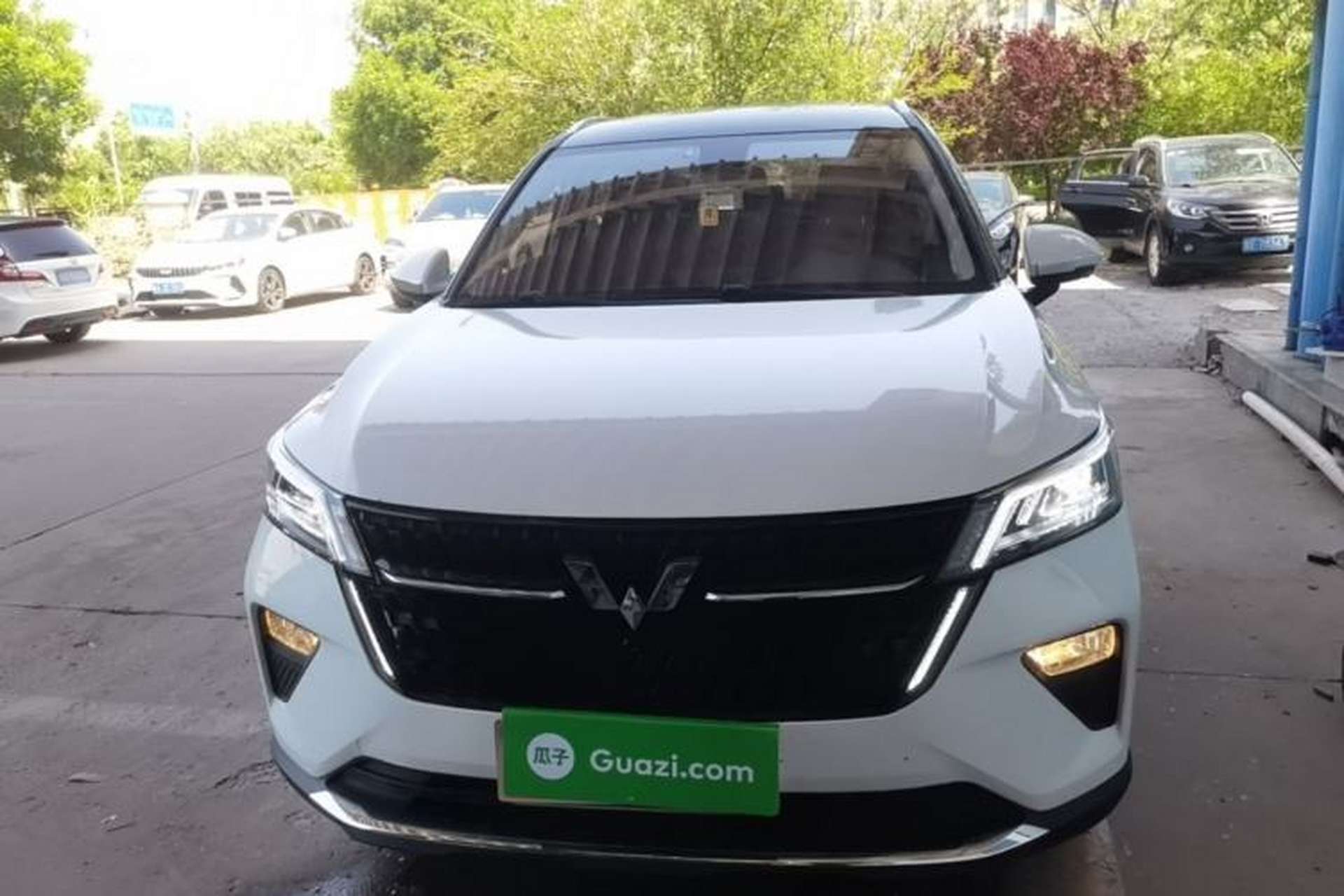 Used Wuling Asta 2022 2.0L DHT Electric-Speed Version Front