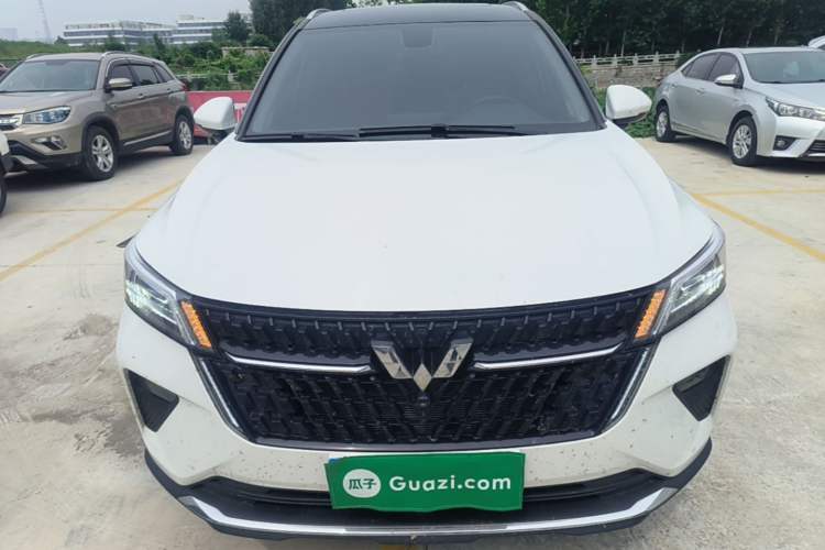 Used Wuling Asta 2022 2.0L DHT Electric-Speed Version Front