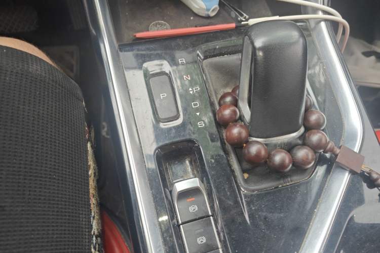 Used Wuling Asta 2022 2.0L DHT Electric-Speed Version Gear Lever