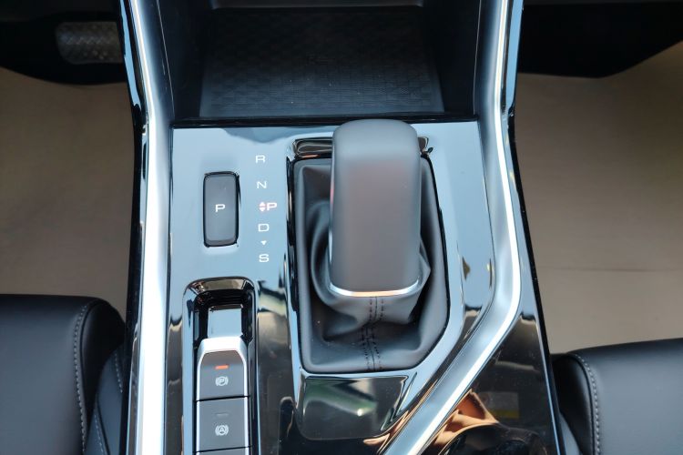 Used Wuling Asta 2022 2.0L DHT Electric Power Version Gear Lever