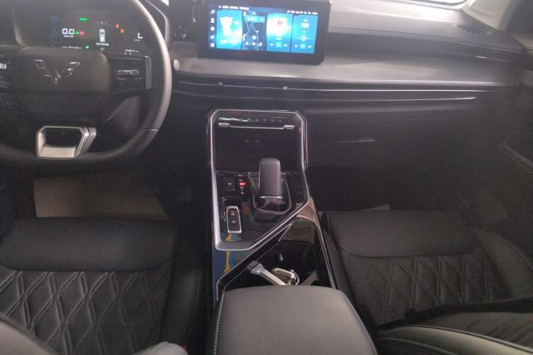 Used Wuling Asta 2022 2.0L DHT Electric-Speed Version Gear Lever