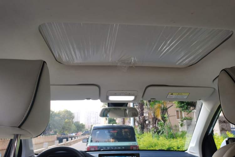 Used Wuling Asta 2022 2.0L DHT Electric-Speed Version Headliner