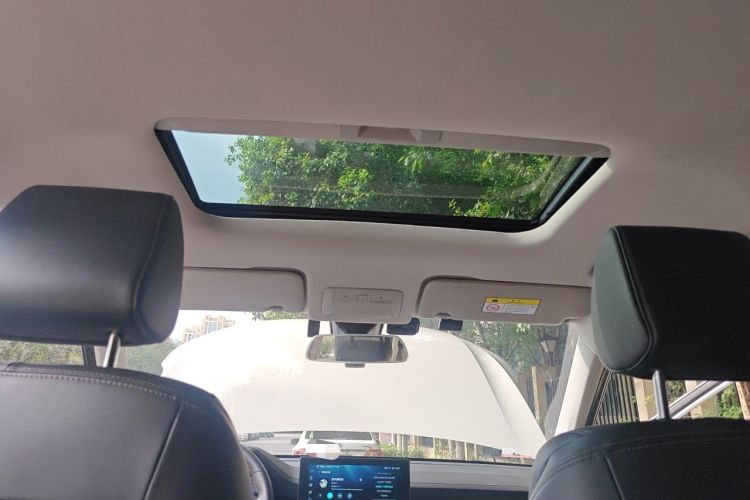 Used Wuling Asta 2022 2.0L DHT Electric-Speed Version Headliner