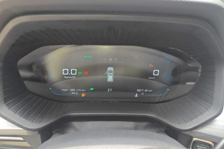 Used Wuling Asta 2022 2.0L DHT Electric-Speed Version Instrument Cluster