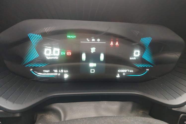 Used Wuling Asta 2022 2.0L DHT Electric-Speed Version Instrument Cluster