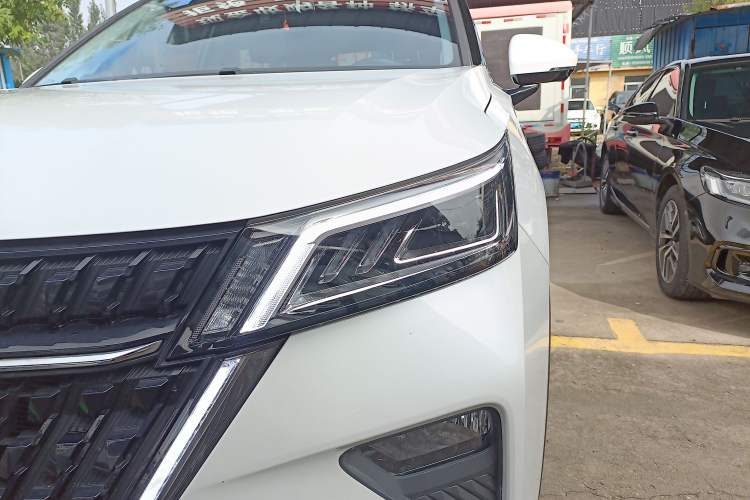 Used Wuling Asta 2022 2.0L DHT Electric-Speed Version Left Front Headlight