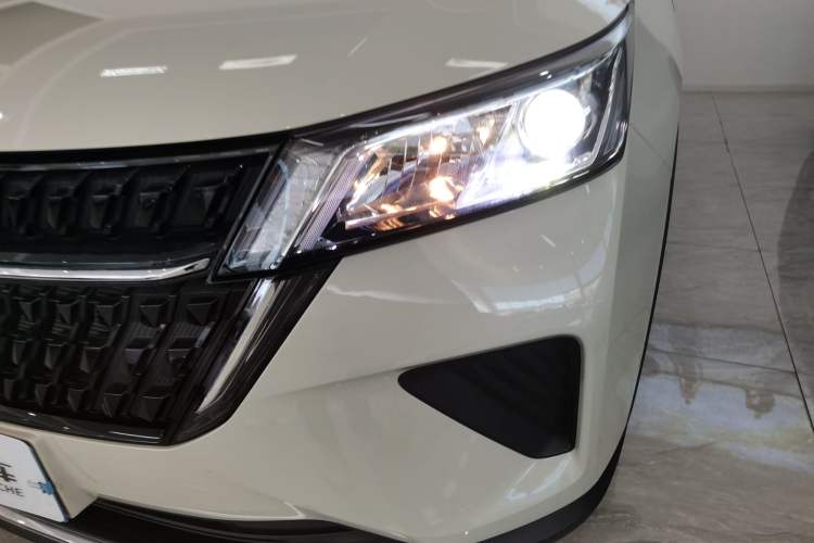 Used Wuling Asta 2022 2.0L DHT Electric Power Version Left Front Headlight